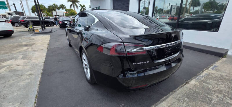 2017 Tesla Model S