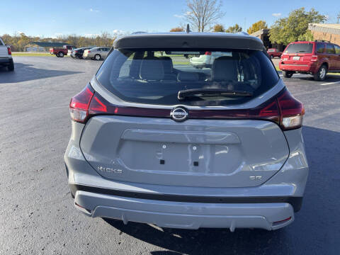 2024 Nissan Kicks SR