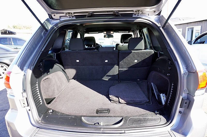 2016 Jeep Grand Cherokee Laredo