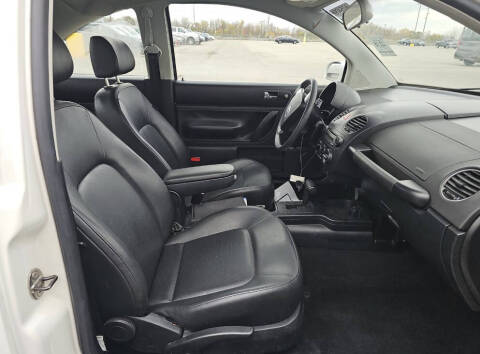 2010 Volkswagen New Beetle