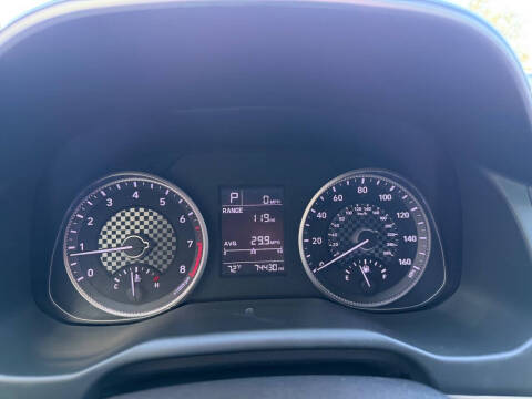 2019 Hyundai Elantra SE