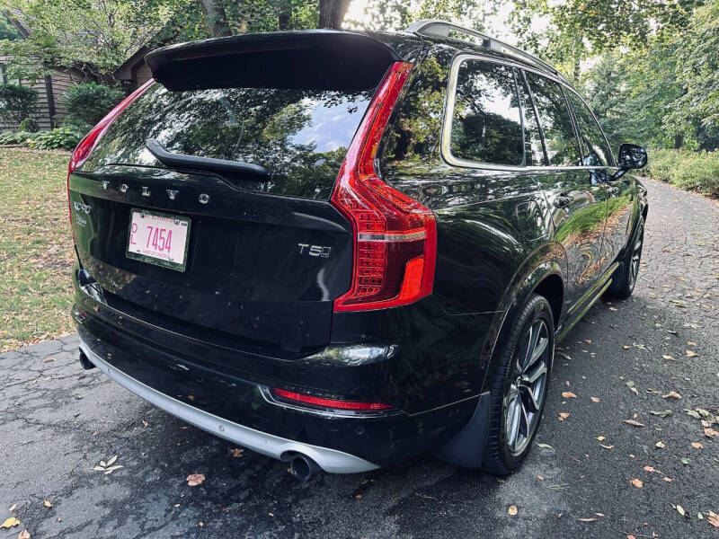 2018 Volvo XC90 T5 Momentum 7-Passenger