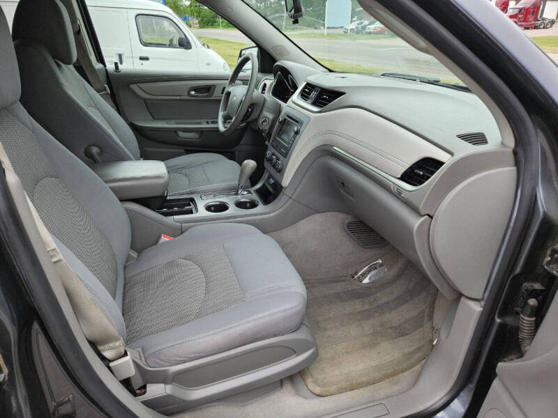 2013 Chevrolet Traverse LS