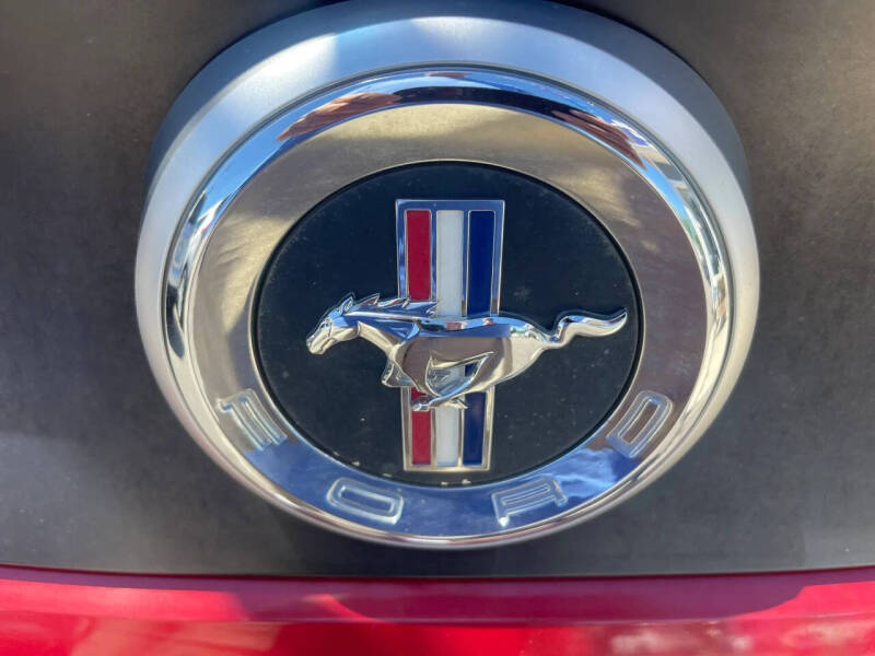 2012 Ford Mustang V6 Premium