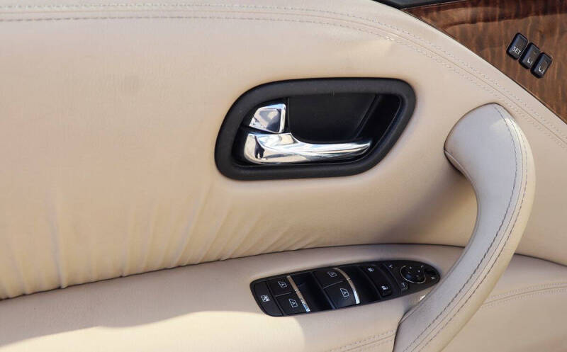 2019 Nissan Armada Platinum