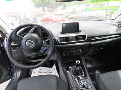 2016 Mazda MAZDA3 i Sport