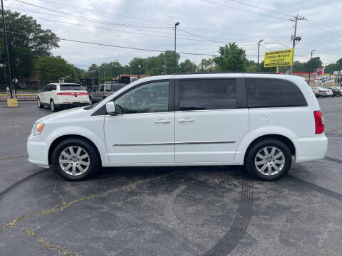 2015 Chrysler Town and Country Touring