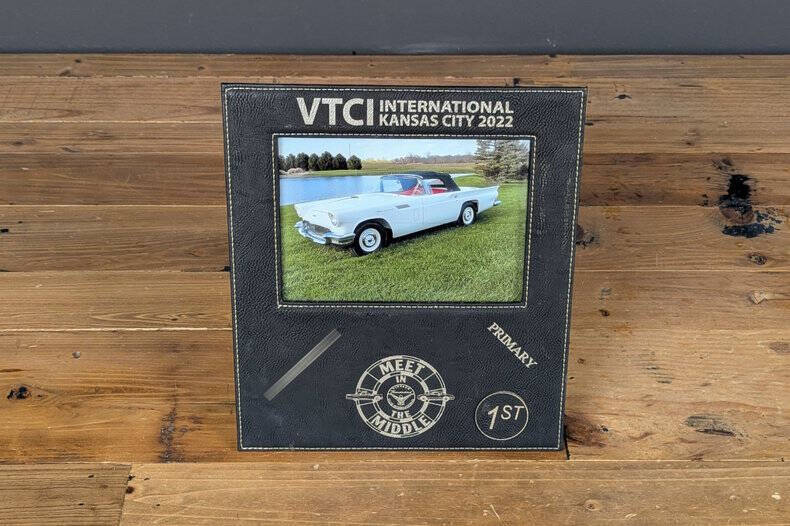 1957 Ford Thunderbird