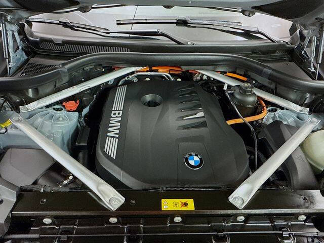 2024 BMW X5 xDrive50e