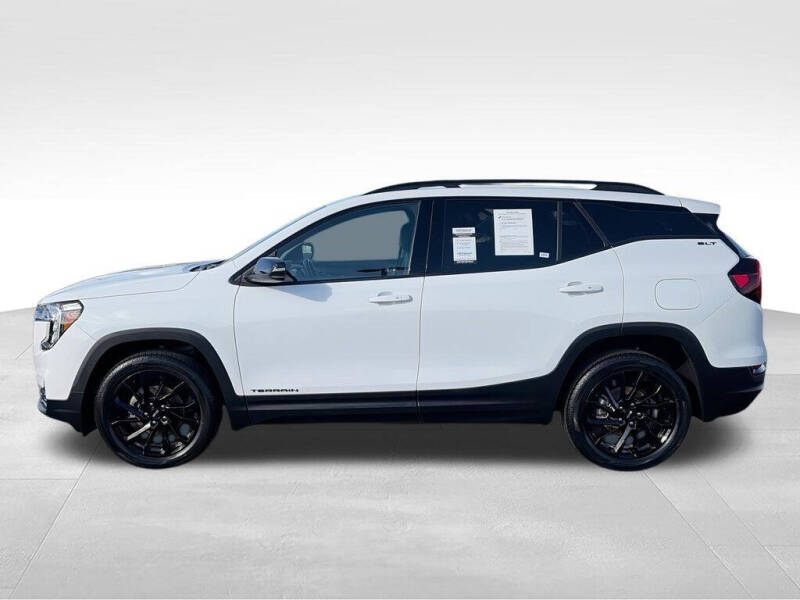 2023 GMC Terrain SLT