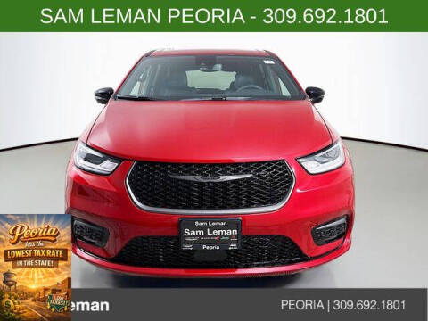 2026 Chrysler Pacifica Select