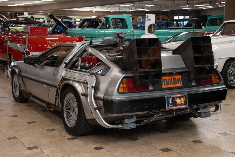 1981 DeLorean DMC-12