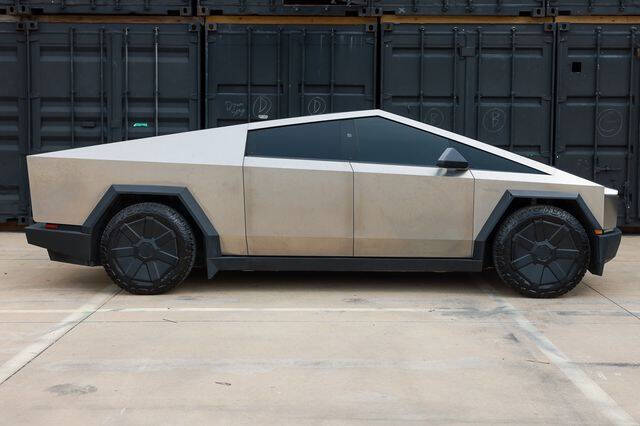 2024 Tesla Cybertruck