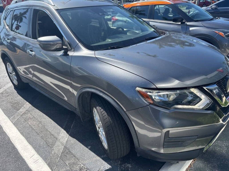 2020 Nissan Rogue SV