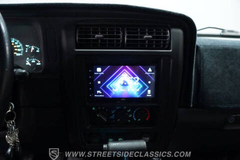 2000 Jeep Cherokee SE