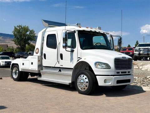 2006 Freightliner M2 106