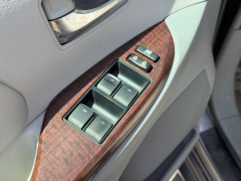 2013 Toyota Sienna XLE 7-Passenger