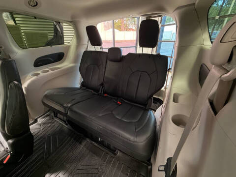 2018 Chrysler Pacifica Touring L Plus