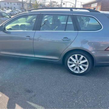 2011 Volkswagen Jetta SportWagen SE PZEV