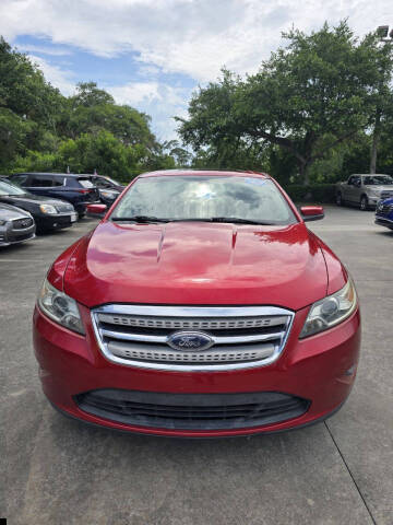 2010 Ford Taurus SEL