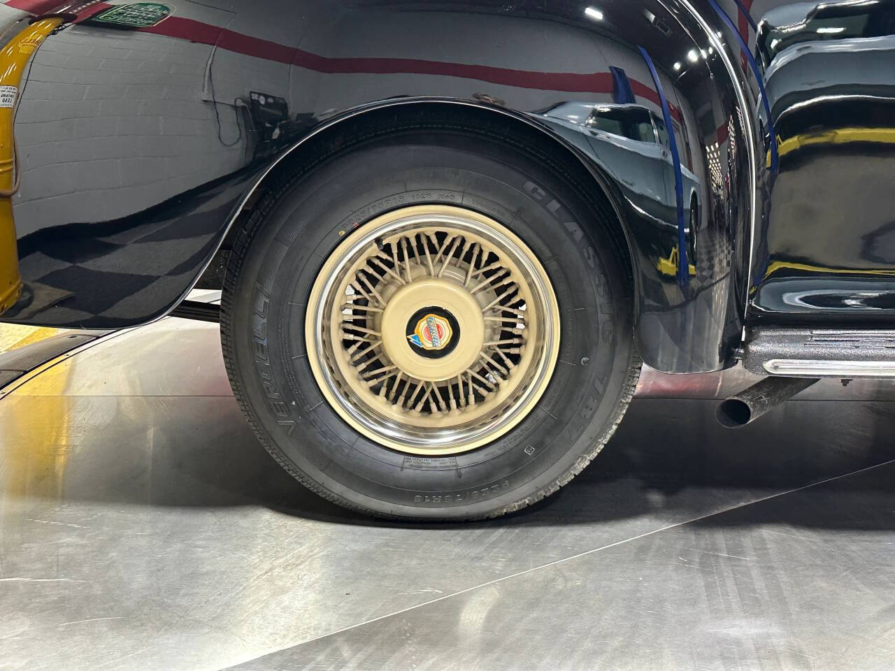 1940 Chrysler C25 76