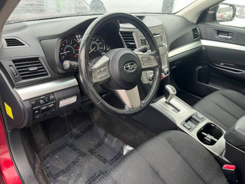 2010 Subaru Legacy 2.5i Premium