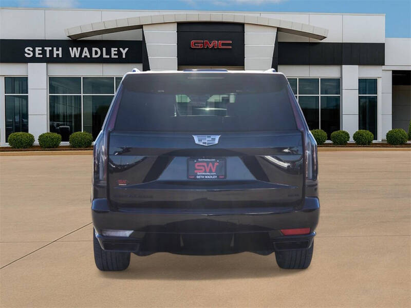 2023 Cadillac Escalade Sport Platinum