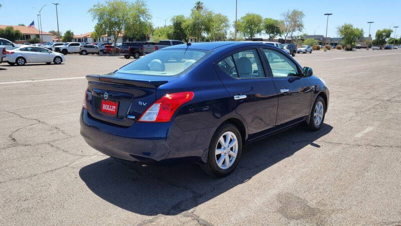 2014 Nissan Versa 1.6 SV