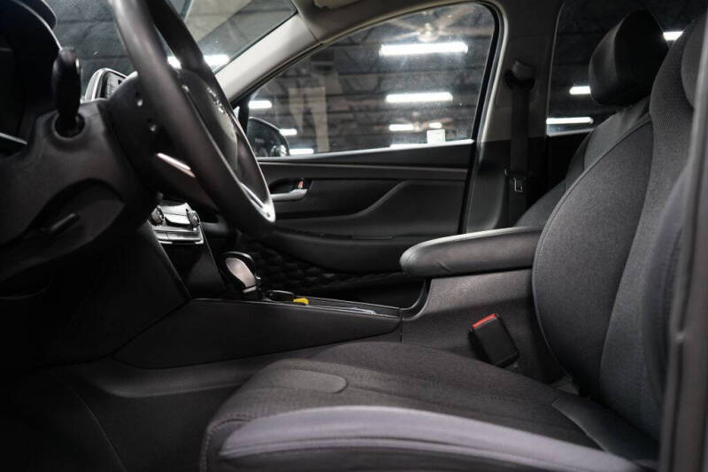 2020 Hyundai Santa Fe SE