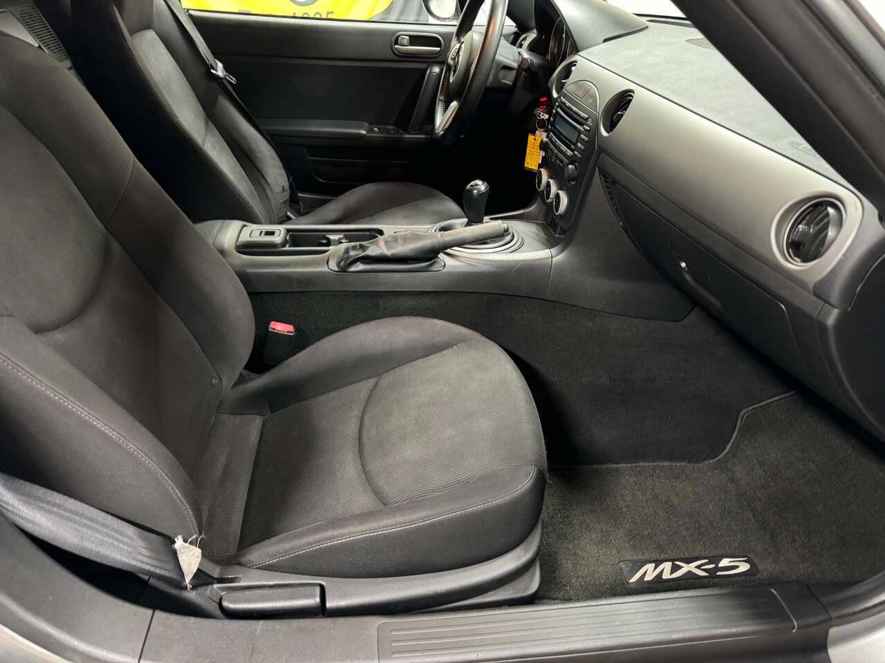 2010 Mazda MX-5 Miata 12