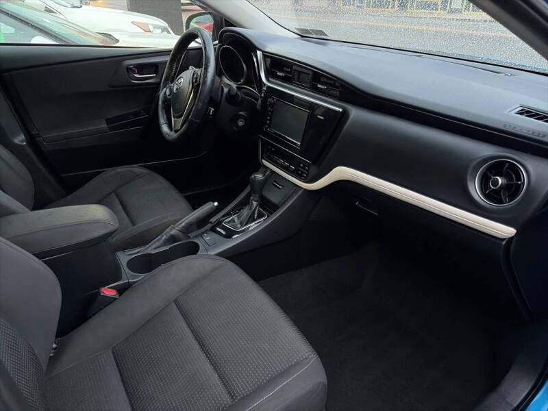 2017 Toyota Corolla iM