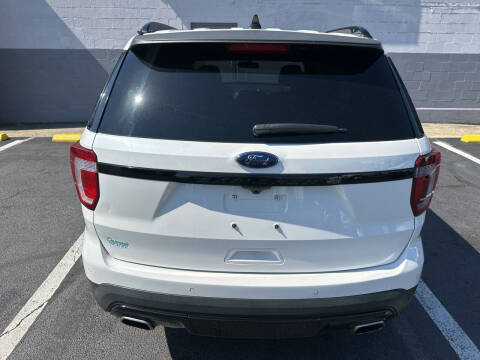 2016 Ford Explorer Sport