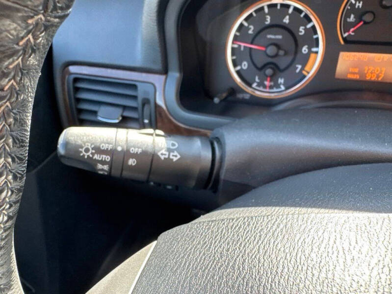 2015 Nissan Armada