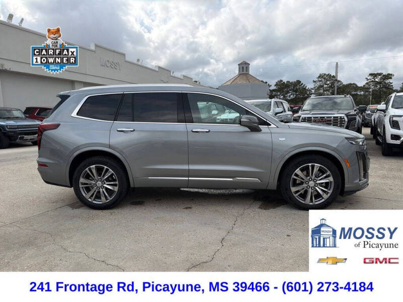 2025 Cadillac XT6 Premium Luxury