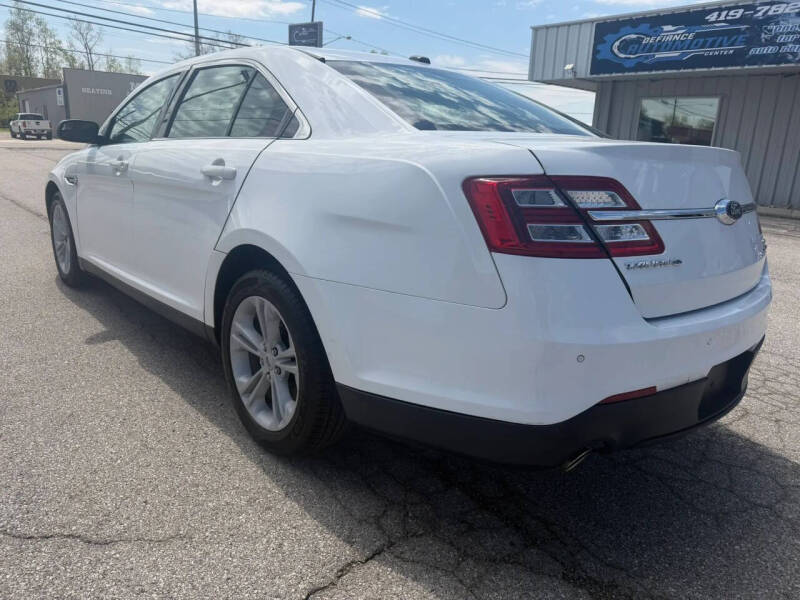 2019 Ford Taurus SEL