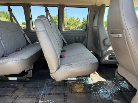2016 GMC Savana LT 3500