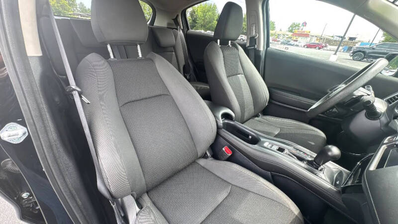 2022 Honda HR-V EX