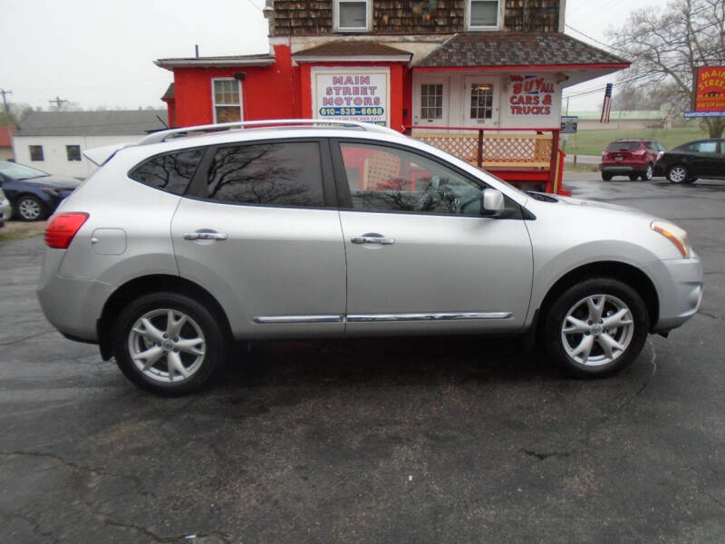 2011 Nissan Rogue SV