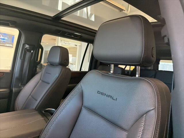 2025 GMC Yukon XL Denali