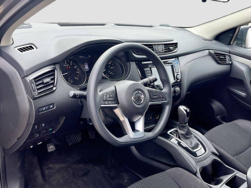 2020 Nissan Rogue Sport S
