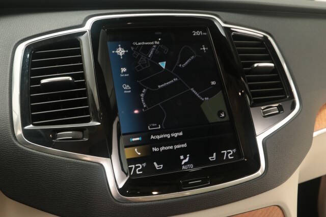 2022 Volvo XC90 T5 Momentum