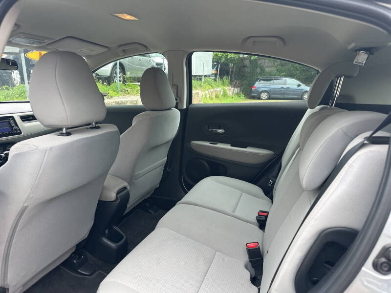 2021 Honda HR-V LX