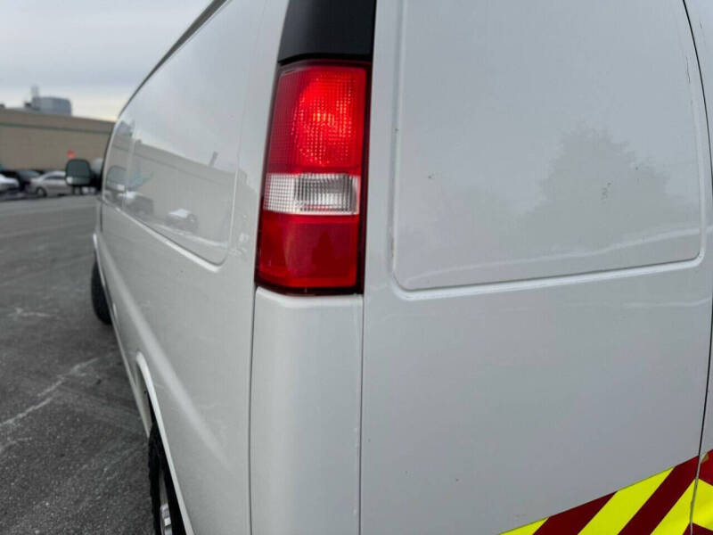 2019 Chevrolet Express 2500