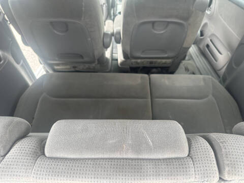 2004 Toyota Sienna LE 7 Passenger