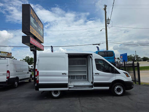 2023 Ford Transit 250