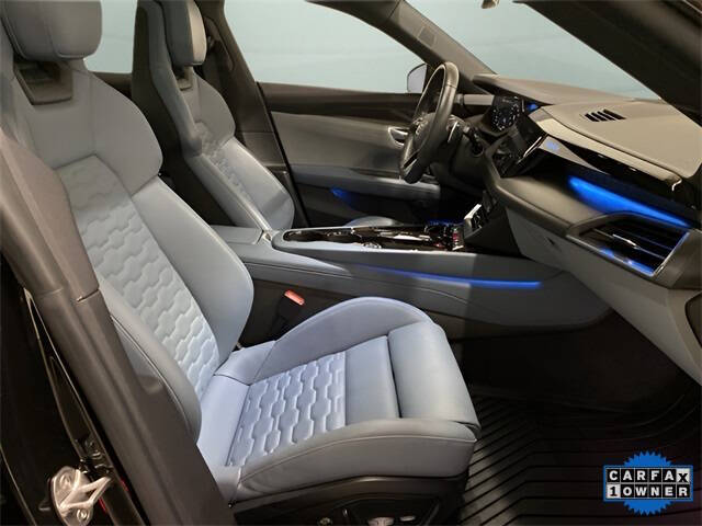 2022 Audi e-tron GT quattro Prestige