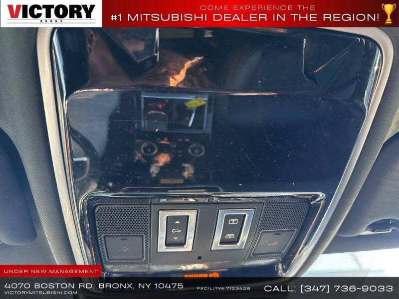 2022 Land Rover Range Rover Velar P250 R-Dynamic S