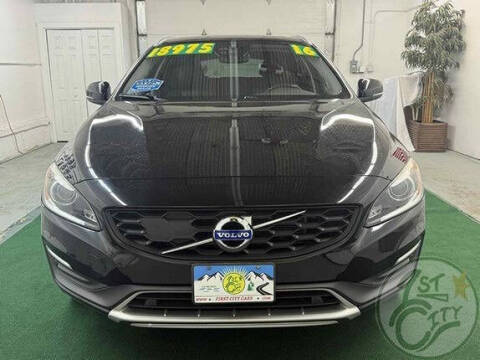 2016 Volvo V60 Cross Country T5 Platinum