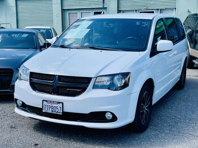 2016 Dodge Grand Caravan for sale at STARK AUTO SALES INC in Modesto, CA