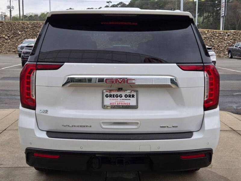 2021 GMC Yukon SLE